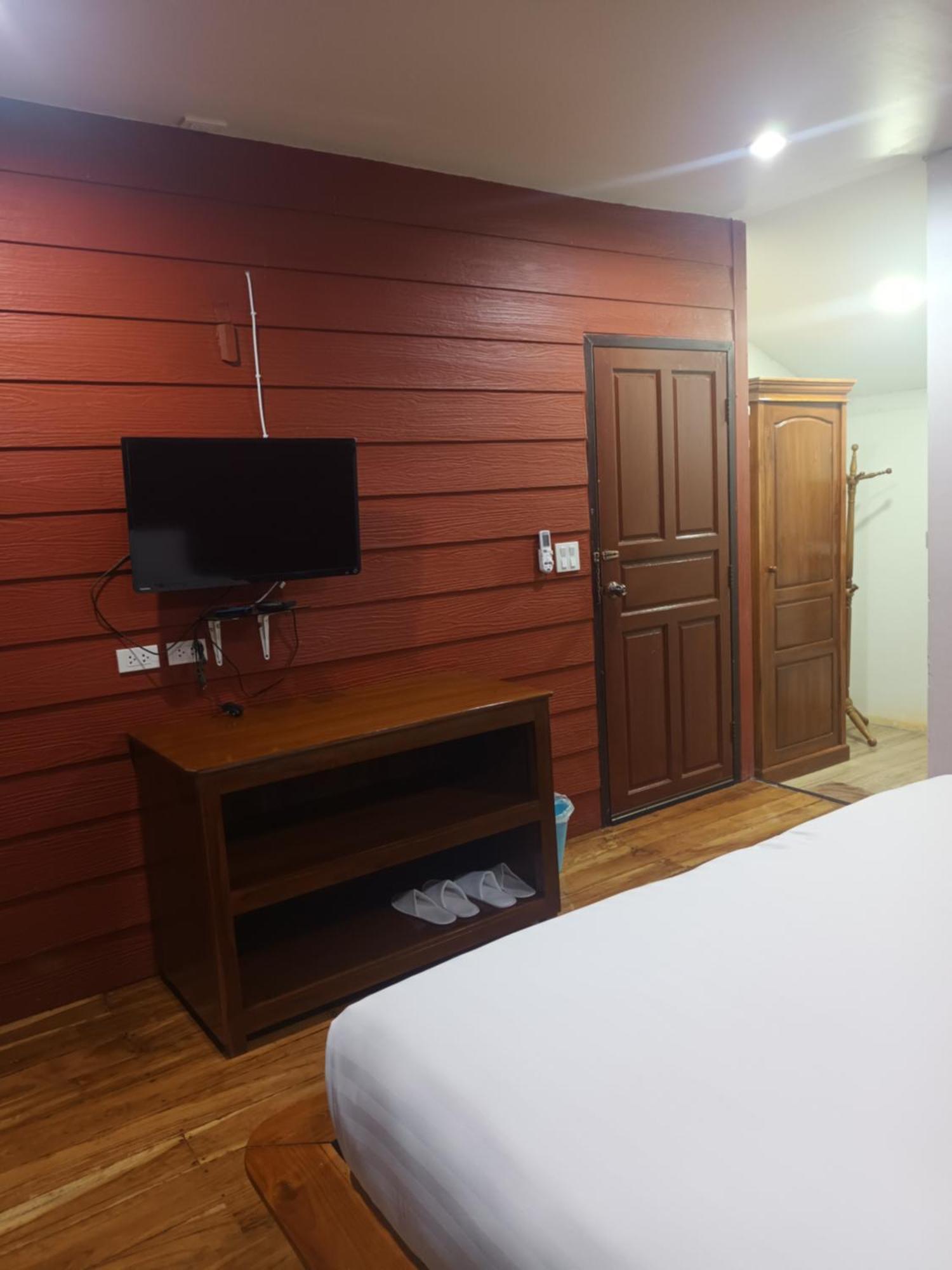 Saen Kam Resort Чиангмай Екстериор снимка