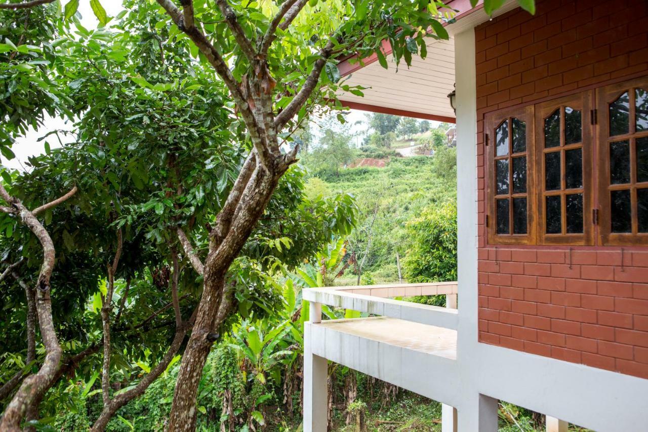 Saen Kam Resort Чиангмай Екстериор снимка