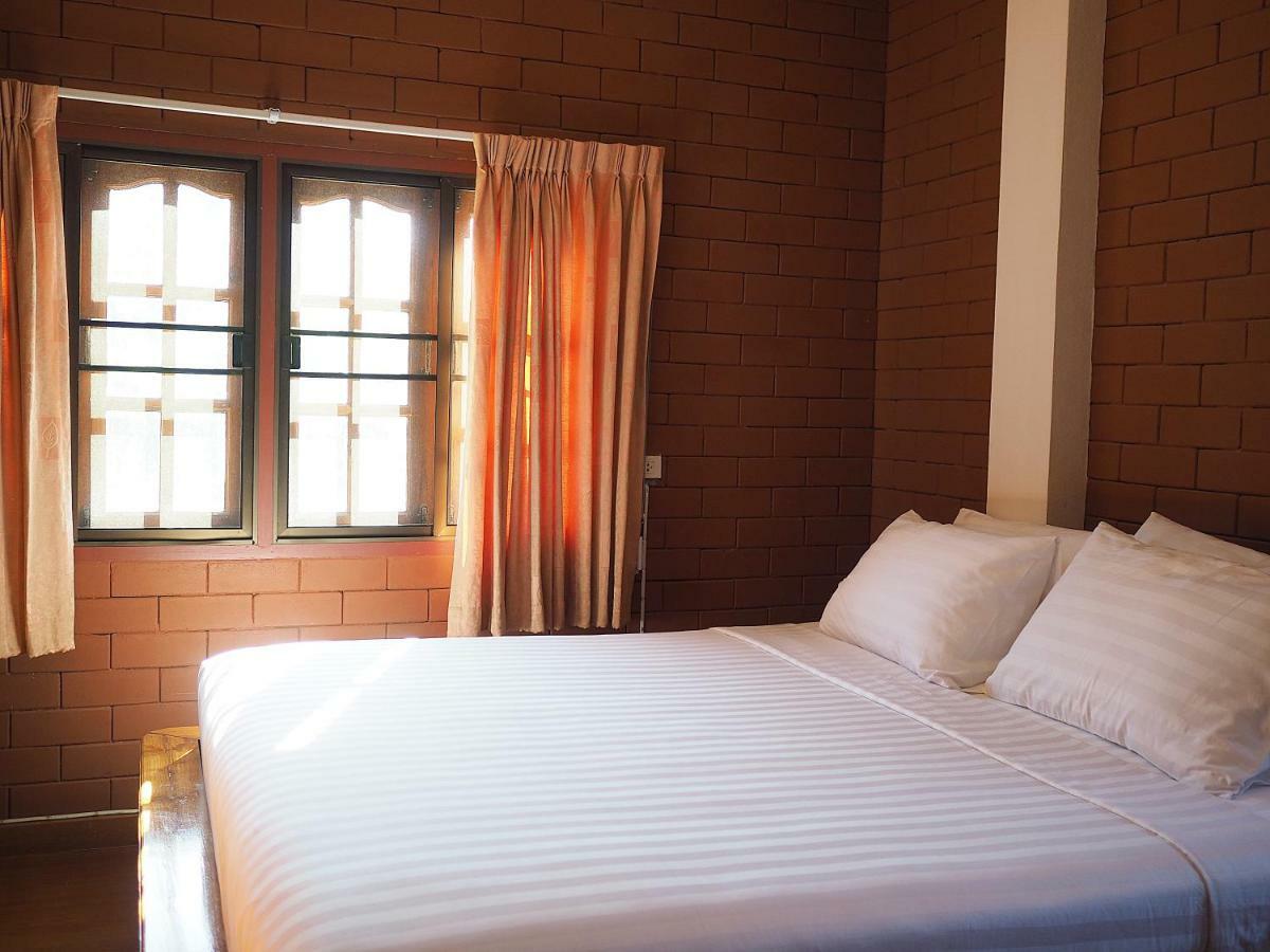 Saen Kam Resort Чиангмай Екстериор снимка
