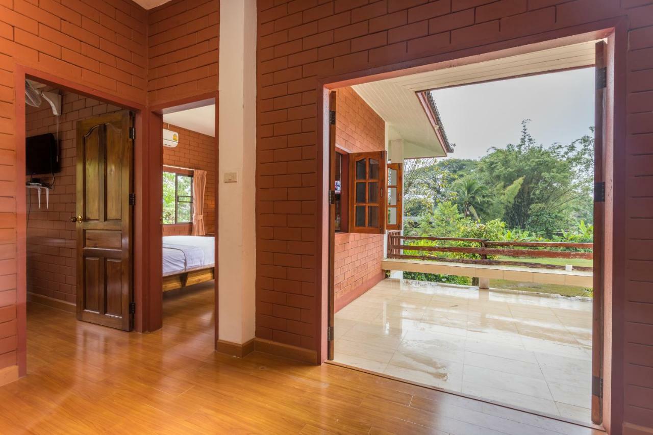 Saen Kam Resort Чиангмай Екстериор снимка